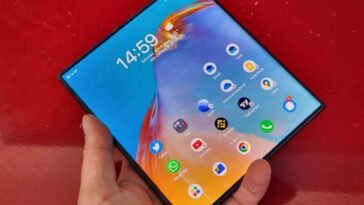 Huawei, ZTE et BOE s'associent pour proposer des écrans pliables de nouvelle génération avec des caméras selfie sous-écran 2 Huawei, ZTE et BOE s'associent pour proposer des écrans pliables de nouvelle génération avec des caméras selfie sous-écran