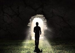 Peut-être avons-nous compris ce que nous vivons dans les instants qui précèdent la mort