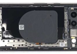 Google Pixel 7a fuit dans une vidéo de démontage sans précédent avant le lancement officiel