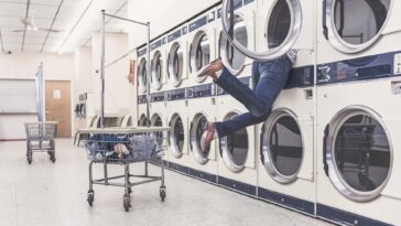 Économiser sur la lessive est en fait très simple : "Vous dépenserez donc moins mais vous laverez mieux"