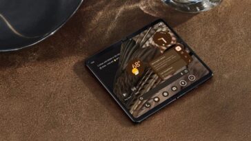 Google surpaye massivement les échanges d'iPhone pour attirer les switchs vers son nouveau Pixel Fold 8 Google surpaye massivement les échanges d'iPhone pour attirer les commutateurs vers son nouveau Pixel Fold