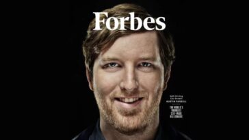 L'homme qui est devenu le plus jeune automilliardaire en 2021 possède désormais Forbes