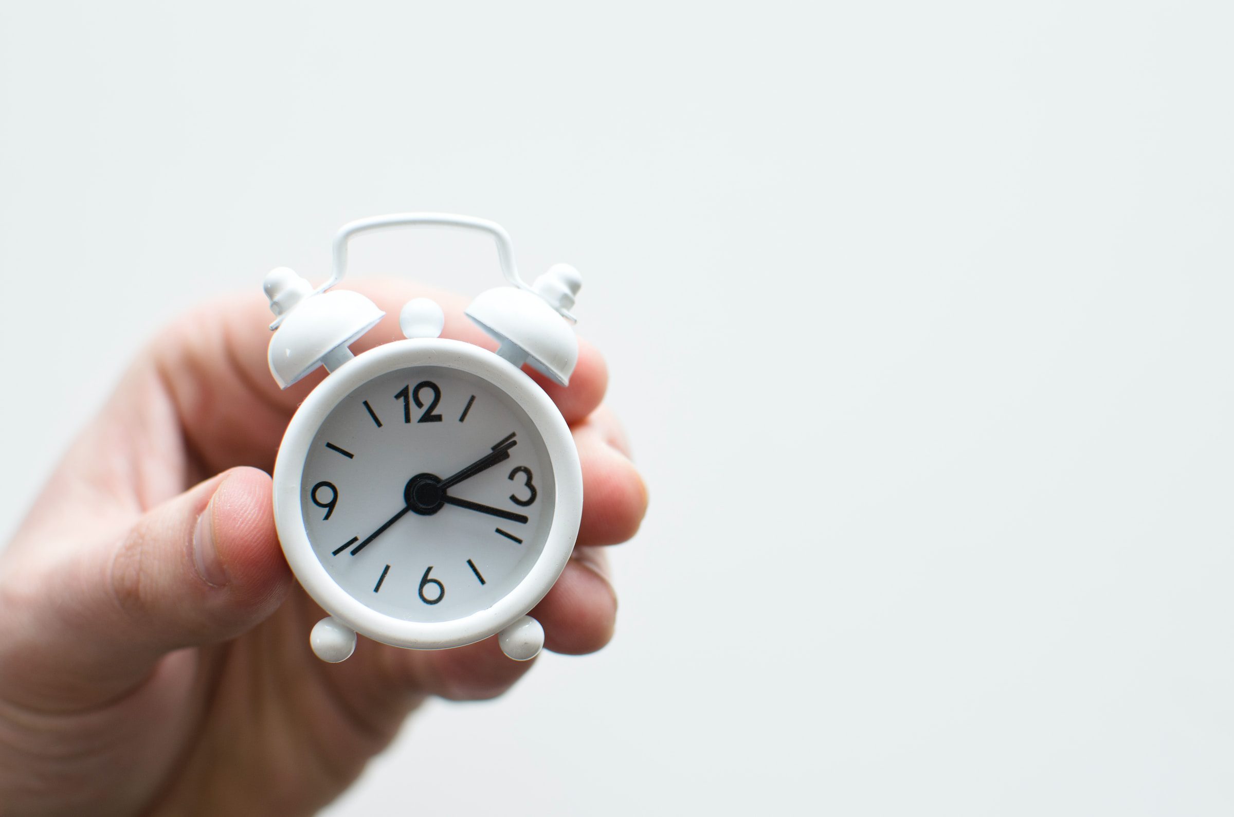 Spotify et l'horloge de Windows 11 : une fonctionnalité oubliée qui revient à la vie