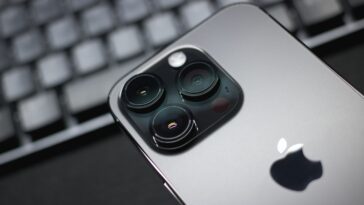 Les modèles d'iPhone 16 Pro auront des écrans plus grands et un système de caméra périscope, selon les analystes 7 iPhone 16 Pro models to get larger screens and periscope camera system, analysts say