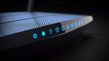 Des pirates informatiques chinois infectent les routeurs TP-Link avec un firmware personnalisé et malveillant 26 Chinese state hackers are infecting TP-Link routers with custom, malicious firmware