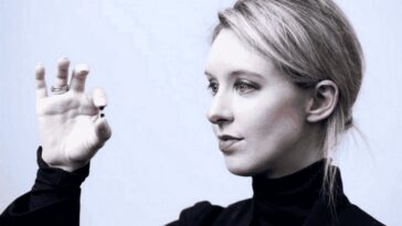 Scandale Theranos : Elizabeth Holmes, la fausse star de la Silicon Valley, condamnée à aller en prison 27 Elizabeth Holmes