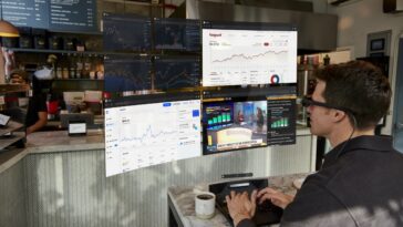 La startup fondée par les dirigeants de Magic Leap présente le premier ordinateur portable AR au monde 8 Startup founded by Magic Leap execs introduces the world