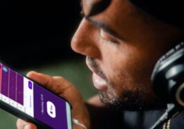 Tout le monde devrait utiliser Personal Voice ;  il fait en 15 minutes ce qui prend actuellement plusieurs semaines