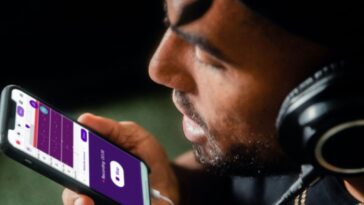 Tout le monde devrait utiliser Personal Voice ; il fait en 15 minutes ce qui prend actuellement plusieurs semaines 29 Tout le monde devrait utiliser Personal Voice ; il fait en 15 minutes ce qui prend actuellement plusieurs semaines