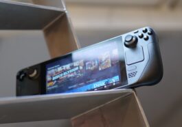 Third-party Steam Deck screen upgrade goes 1200p, likely at the cost of battery life (or your entire device)