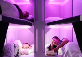 Les lits superposés arrivent sur les vols directs : combien coûte maintenant de dormir en haute altitude