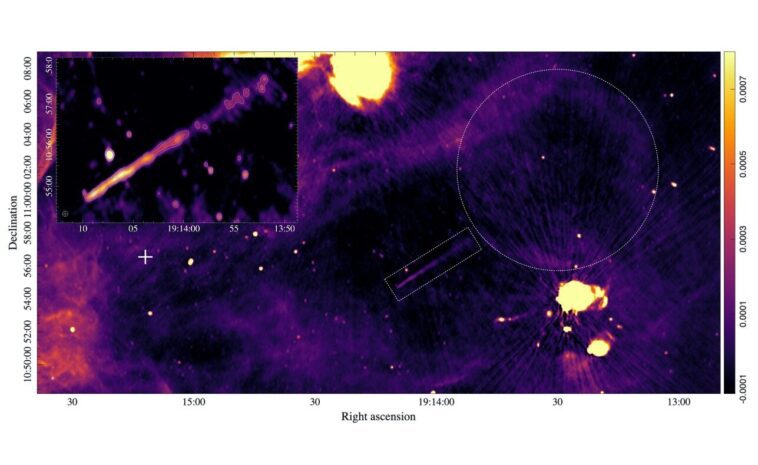 L'étoile "morte" génère un objet très rare dans l'espace lointain : c'est le quatrième jamais découvert 1 L'étoile "morte" génère un objet très rare dans l'espace lointain : c'est le quatrième jamais découvert