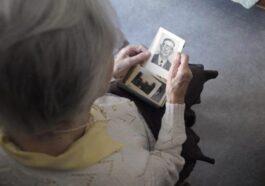 Un médicament anti-Alzheimer ralentit le déclin cognitif de 35 % : résultat historique d'une étude de phase 3