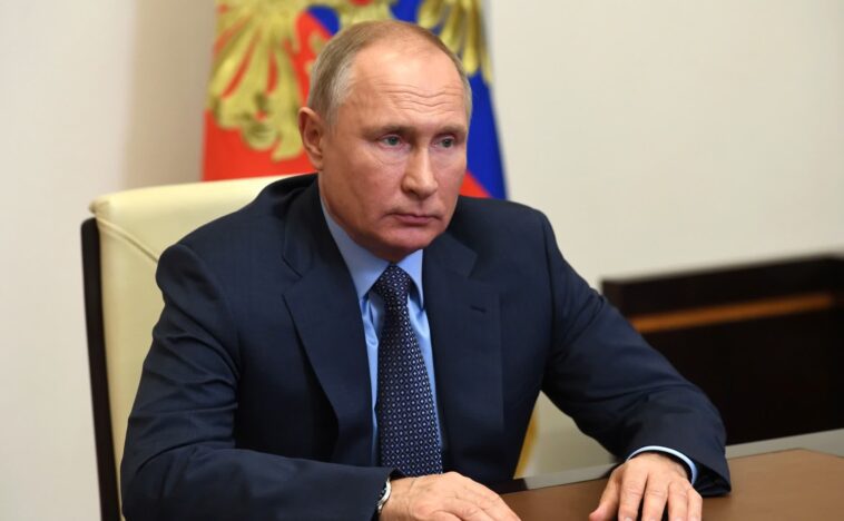 Microsoft prévient que les campagnes d'influence en ligne de la Russie ciblant les élections américaines se sont accélérées 1 Microsoft warns that Russia