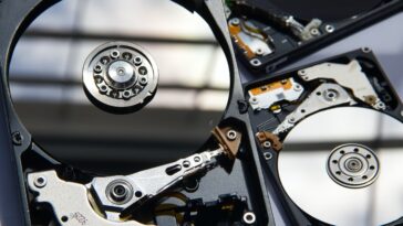 La destruction des disques durs mis hors service est une question de gestion des risques 12 Destroying decommissioned hard drives is all about risk management