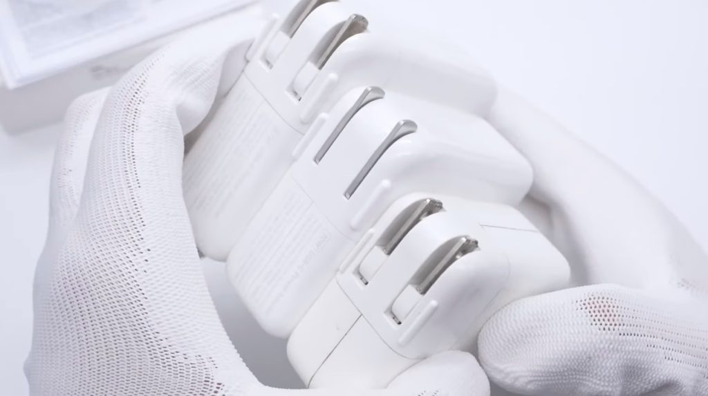 Voici ce dont vous avez besoin pour charger rapidement le MacBook Air 13 ou 15 pouces 2 Recharge rapide MacBook Air 1