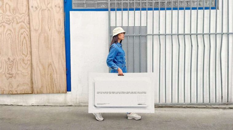 L'IA a aidé à créer le nouveau canapé IKEA dans un design d'enveloppe 1 IKEA Couch in an envelope