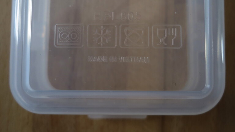 Qu'est-ce qui peut aller au lave-vaisselle ? 8 Bocal de rangement en plastique