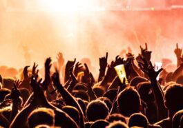 AirPods Adaptive Audio could be the future of hearing protection at gigs