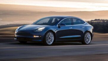Ventes de voitures électriques Tesla aux États-Unis au 1er trimestre : Dépasse celles de 18 concurrents réunis 27 Tesla Q1 US Electric Car Sales: Beats 18 Competitors Combined