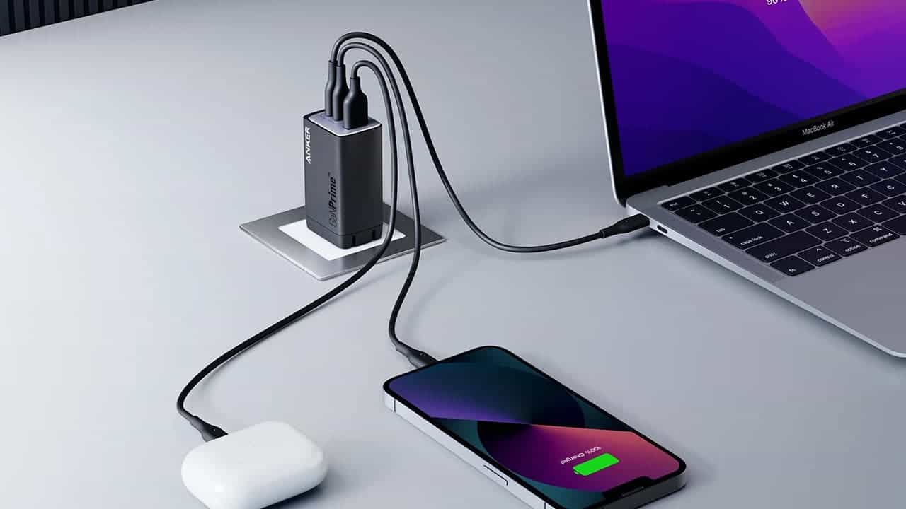 5 meilleurs chargeurs de téléphone de 2023 : trouvez votre match parfait 3 Chargeur Anker 735 GaNPrime