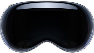 La puce ultra large bande améliorée permettrait d'améliorer l'intégration avec le casque Vision Pro d'Apple 20 Upgraded ultra wideband chip would enhance integration with Apple Vision Pro headset