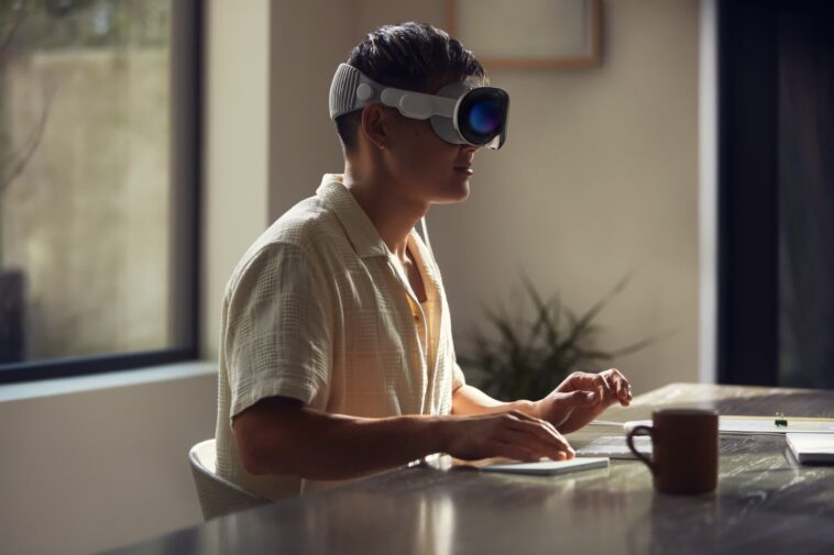 Apple dévoile le casque Vision Pro AR, arrive au début de l'année prochaine pour 3 500 $ 1 Apple dévoile le casque Vision Pro AR, arrive au début de l'année prochaine pour 3 500 $