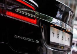 Hacker uncovers secret Tesla full self-driving mode with fewer safety precautions