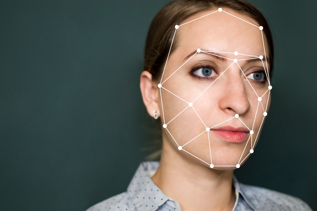 Le FBI avertit que les sextortionnistes créent des deepfakes explicites à partir des images des médias sociaux 2 Le FBI avertit que les sextortionnistes creent des deepfakes