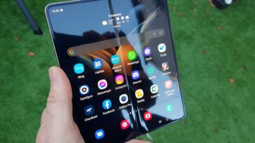 Travailleurs de Samsung : le Galaxy Z Fold 5 dispose d'un "ennuyeux" conception 17 Samsung workers: the Galaxy Z Fold 5 has a boring design