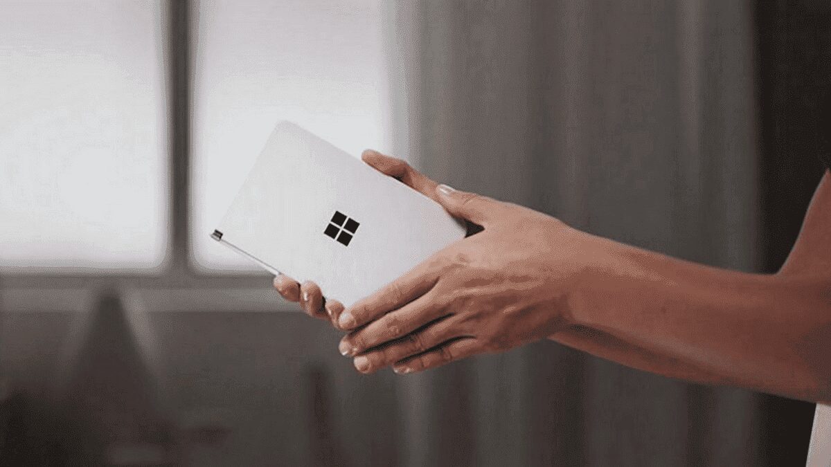 Un ancien développeur Microsoft adapte avec succès le système Android 13 pour Surface Duo 2 Microsoft Surface Duo