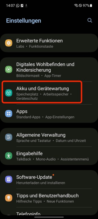 Votre smartphone Samsung se recharge lentement ? Activez le mode de charge rapide ! 2 Allez dans les paramètres sur "Maintenance de la batterie et de l