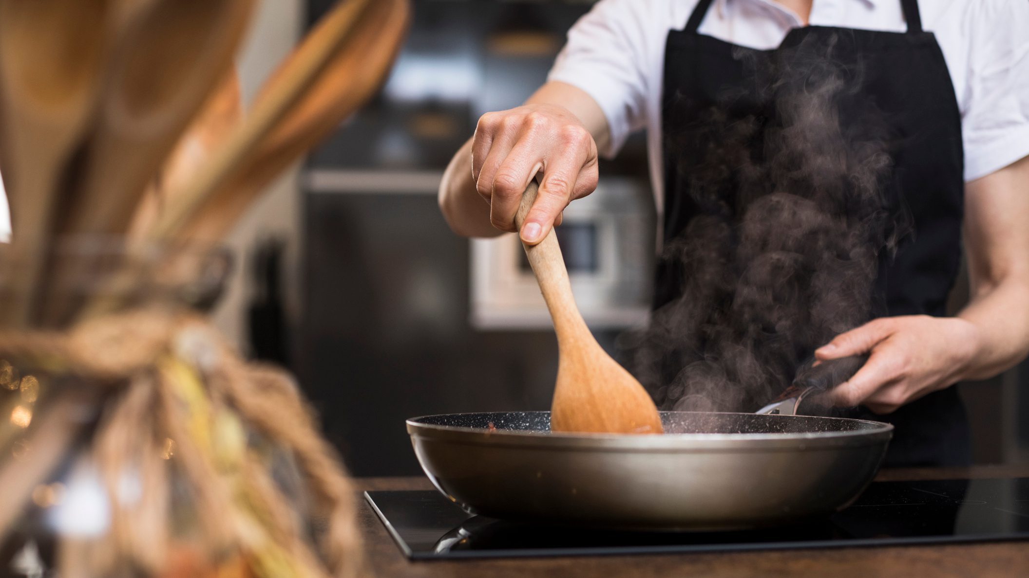 Table vitrocéramique ou induction : laquelle est la meilleure ?