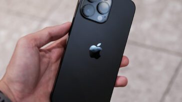 La gamme iPhone 15 pourrait être livrée avec des batteries nettement plus grandes 23 iPhone 15 lineup could ship with significantly larger batteries