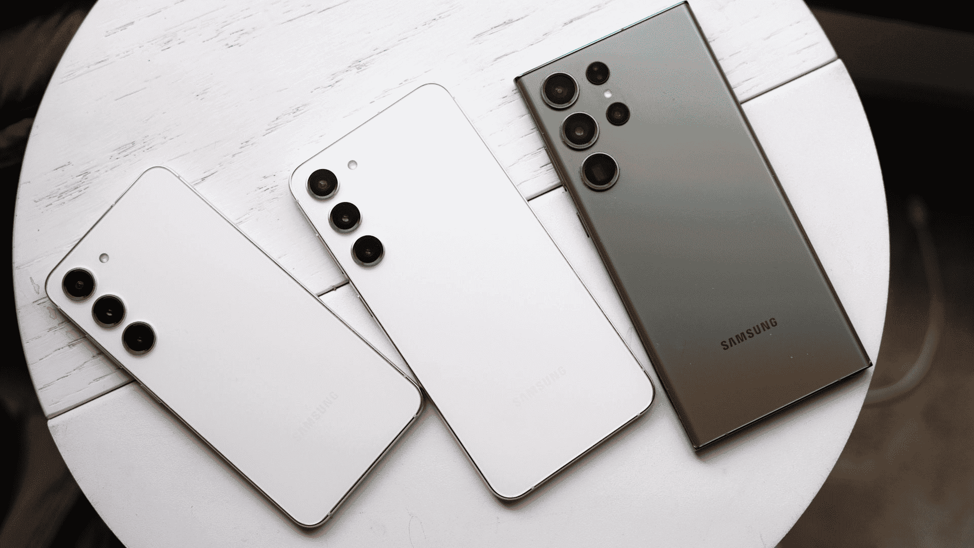 1689303007 204 Mise sous tension avec Samsung une charge de 65