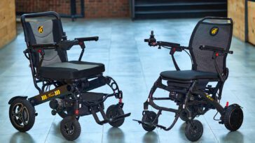 Pas handicapés, juste paresseux : en Chine, de jeunes adultes se déplacent en fauteuil roulant électrique pour contourner la réglementation sur les vélos électriques 16 Not handicapped, just lazy: Young adults in China commute in power wheelchairs to skirt e-bike regulations