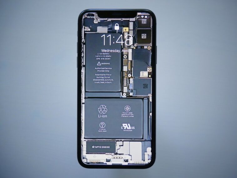 Apple intégrerait la technologie des batteries superposées dans la gamme iPhone 15 1 Apple reportedly incorporating stacked battery technology in iPhone 15 lineup