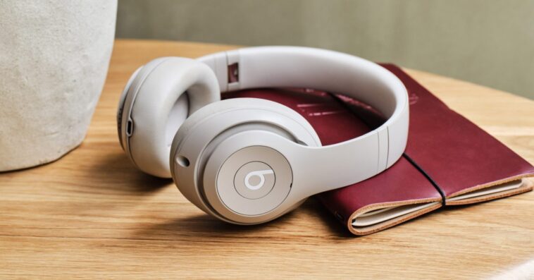 Beats Studio Pro tease l'arrivée de l'USB-C et de la qualité sans perte sur les prochains AirPods Max de nouvelle génération 1 Beats Studio Pro teases USB-C and Lossless coming to next-generation AirPods Max