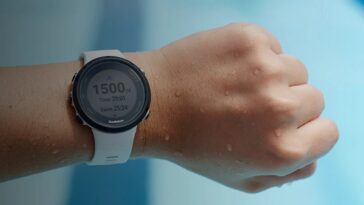 Les meilleures montres de sport pour la natation : Quelle montre connectée est la bonne pour toi ? 9 Die besten Sportuhren zum Schwimmen: Welche Smartwatch ist die richtige für dich?