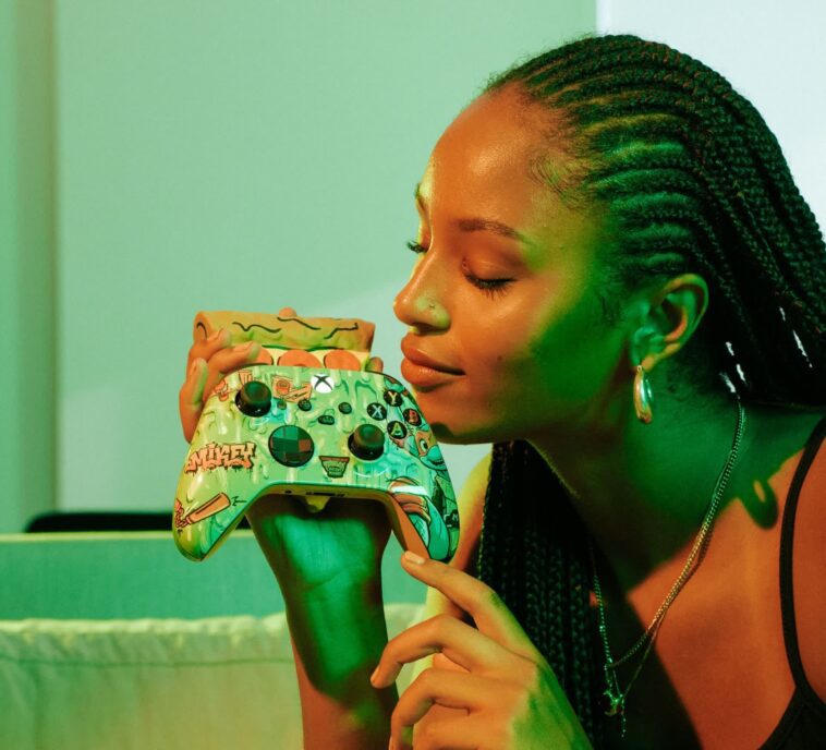 Obtenez-en un avant-goût : Microsoft lance les premières manettes Xbox au parfum de pizza 1 Get a whiff of this: Microsoft launches first-ever pizza-scented Xbox controllers