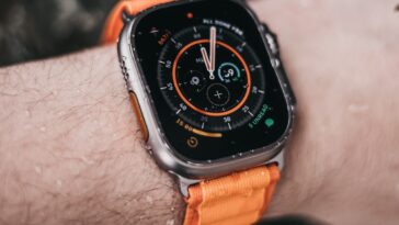 La deuxième génération de l'Apple Watch Ultra serait plus légère 7 Second-gen Apple Watch Ultra to shed some weight, leaker claims