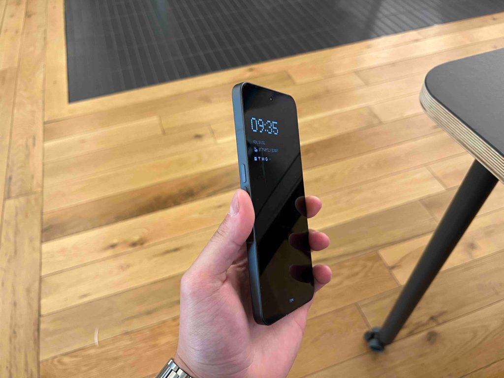 Comment le téléphone Nothing (2) pourrait donner un aperçu de l'iPhone 15 et au-delà 9 1690819700 679 Comment le telephone Nothing 2 pourrait donner un apercu de