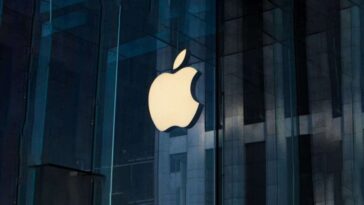 Apple est désormais la première entreprise de 3 000 milliards de dollars au monde 21 Apple est désormais la première entreprise de 3 000 milliards de dollars au monde