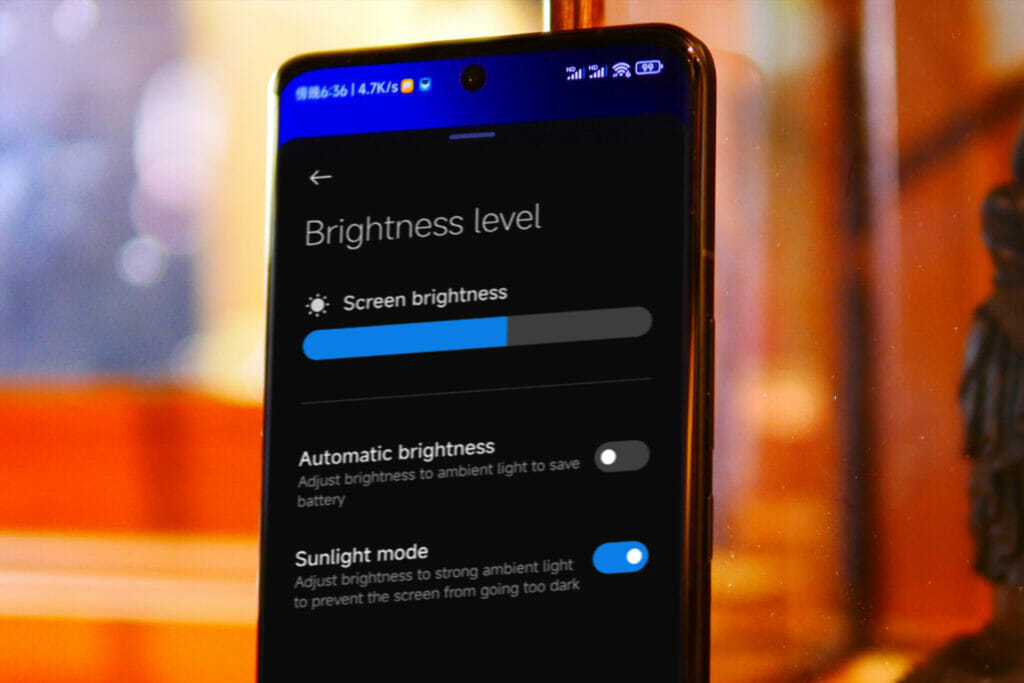 La fonction de luminosité cachée de MIUI - Améliorer la visibilité en plein soleil 2 La fonction de luminosite cachee de MIUI Ameliorer la