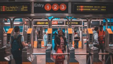 Les personnes malvoyantes pourront naviguer dans le métro de NYC grâce à une future application 1 Visually impaired people will be able to navigate NYC subway system with help of upcoming app