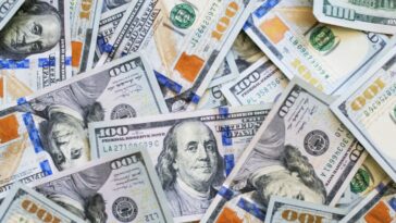 Procès d'un milliard de dollars contre Apple accuse l'entreprise de commissions "abusives" sur les ventes d'applications 4 Billion-dollar Apple lawsuit accuses company of ‘abusive’ commissions on app sales