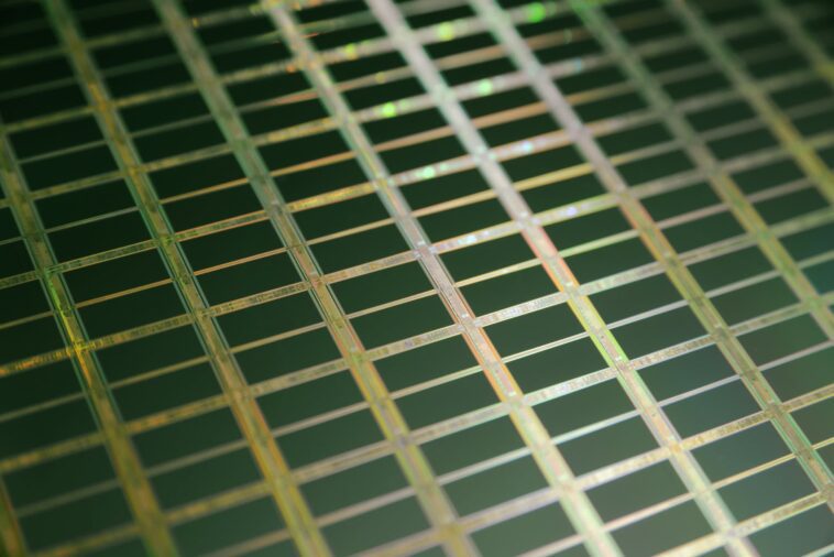 Sommes-nous en train d'atteindre les limites du silicium fabriqué localement ? 1 Are we reaching the limits of homegrown silicon?