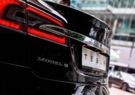 Researchers jailbreak Tesla using unpatchable AMD hardware flaw for free feature upgrades