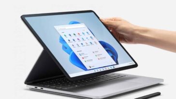 La prise de risque audacieuse de Microsoft pour défier le marché des PC : Présentation des nouveaux PC Surface 8 Microsoft’s Bold Move to Challnge the PC Market: Introducing New Surface PCs