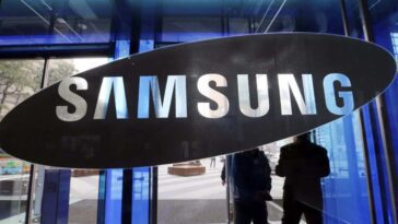 Samsung fixe un objectif ambitieux : vendre 250 millions de smartphones en 2024 4 Samsung Borderless Screen